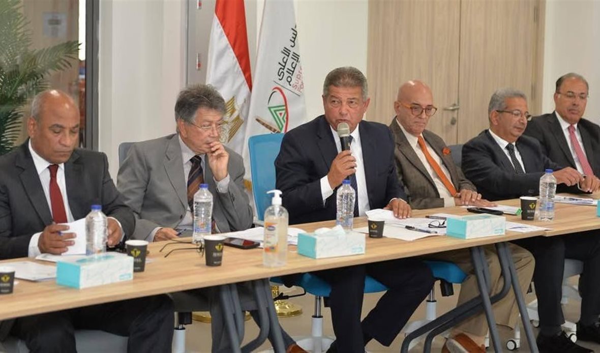 اللجنة الرئيسية لتطوير