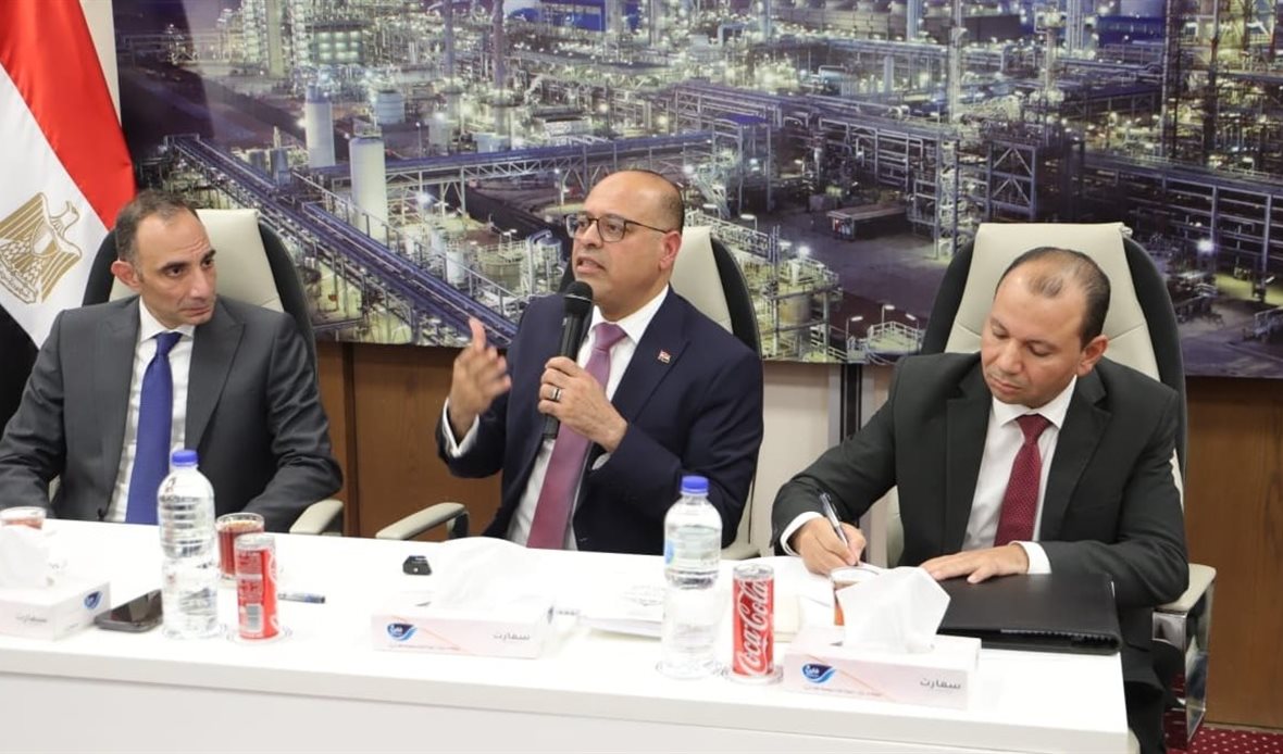 محمد جبران يفتتح