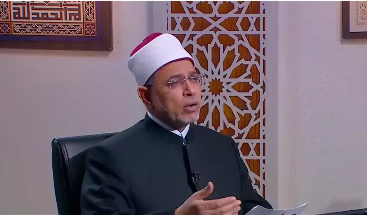 الدكتور سلامة داود،