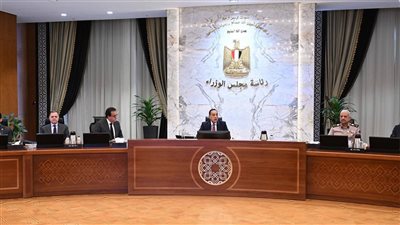 مجلس الوزراء برئاسة مدبولي يعتمد 13 قرارًا جديدًا تشمل تطوير التعليم، ودعم الصناعة، واستراتيجية للعمران الأخضر، واستضافة مركز أممي لتسوية منازعات الاستثمار
