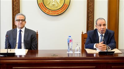خالد العناني يزور وزارة الخارجية بعد انتخابه مديرًا لليونسكو