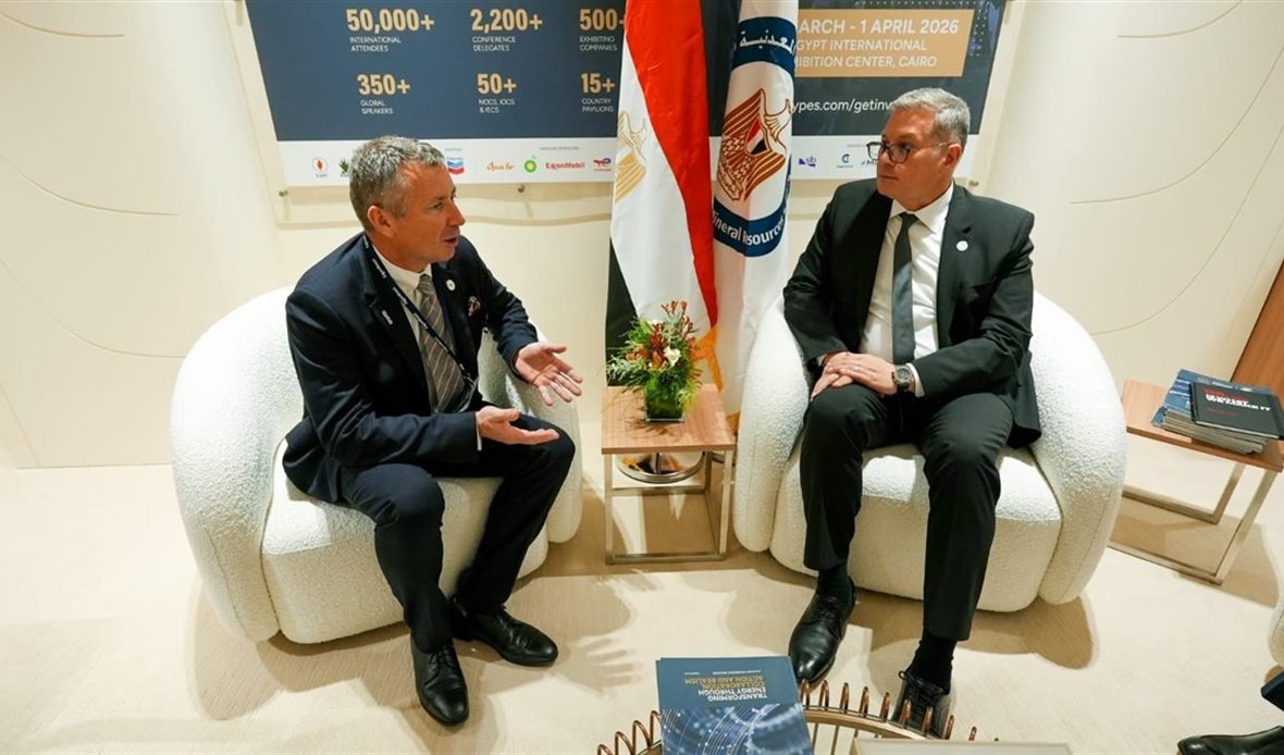 مباحثات بين وزارة