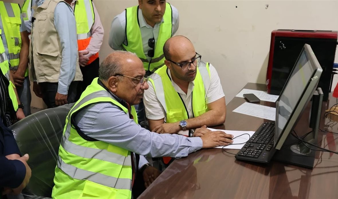 جانب من اجتماع الوزير