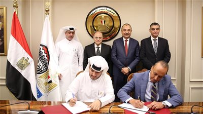 هيئة الدواء المصرية تشهد توقيع شراكة لتوطين صناعة المستلزمات الطبية