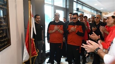 وزيرا الشباب والرياضة والإسكان يفتتحان 
