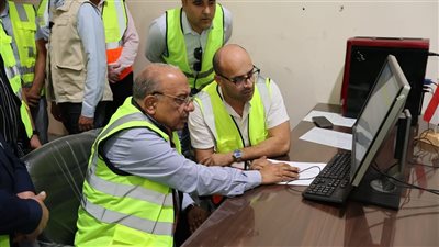 وزير الكهرباء يتفقد محطة النوبارية ويبحث تطوير منظومة الكهرباء في محافظات الدلتا