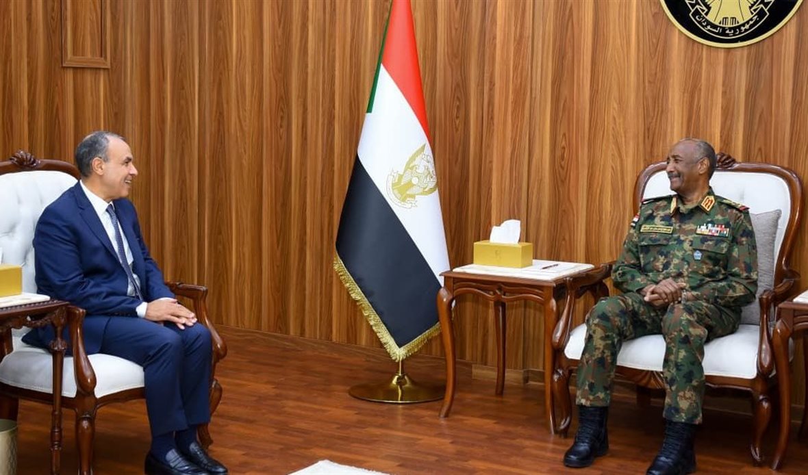 وزير الخارجية بدر