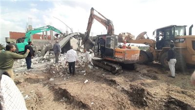 حملة إزالة موسعة بدمنهور تطيح بالتعديات على الأراضي الزراعية