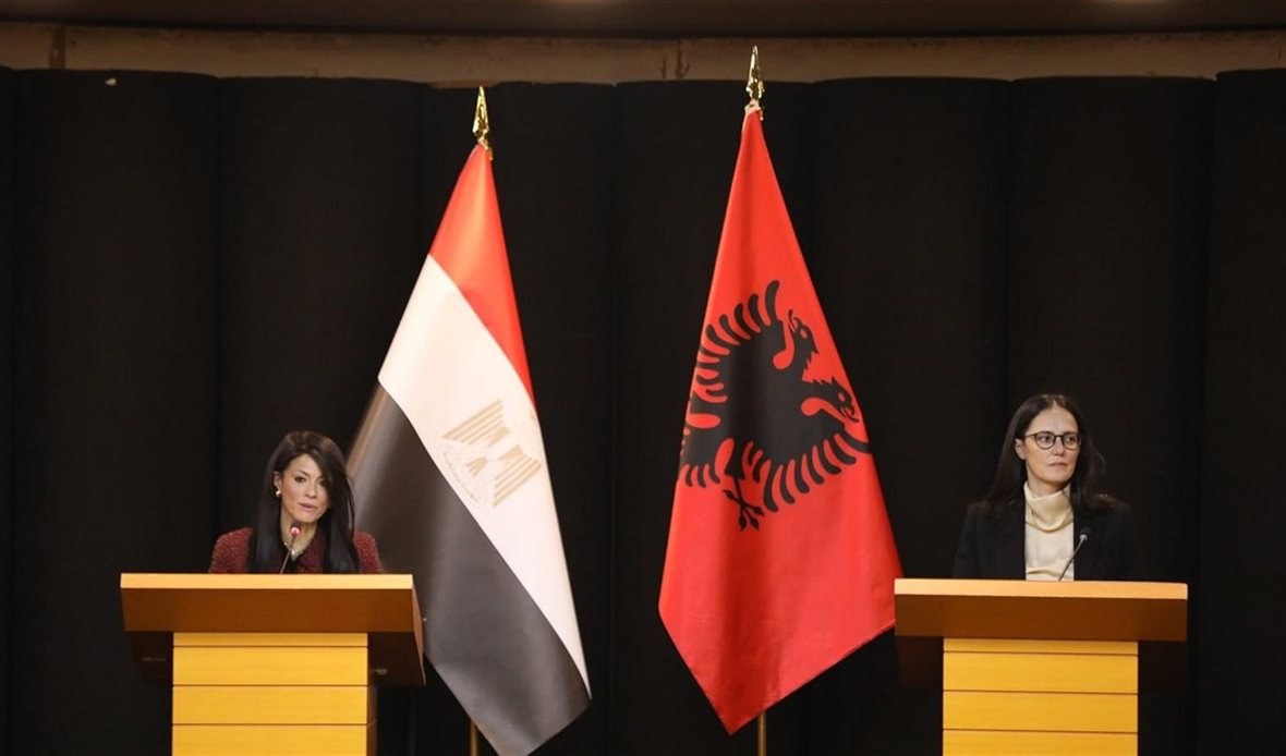 مصر وألبانيا تعيدان