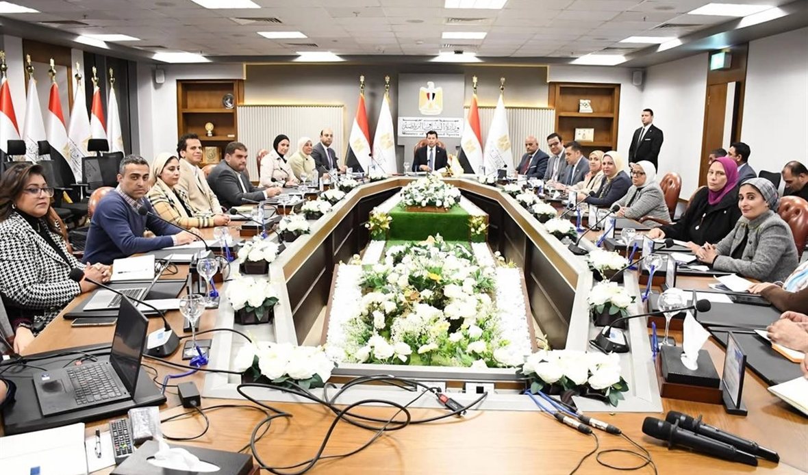 وزير الشباب والرياضة