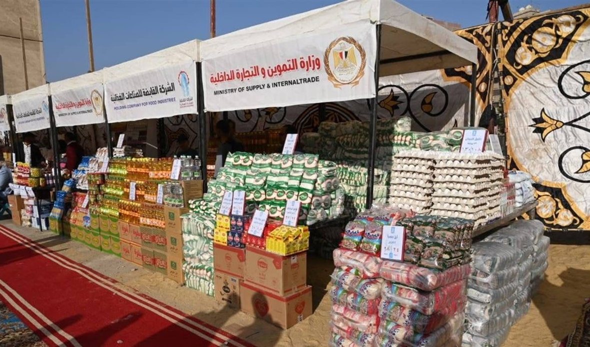 وزير التموين ومحافظ