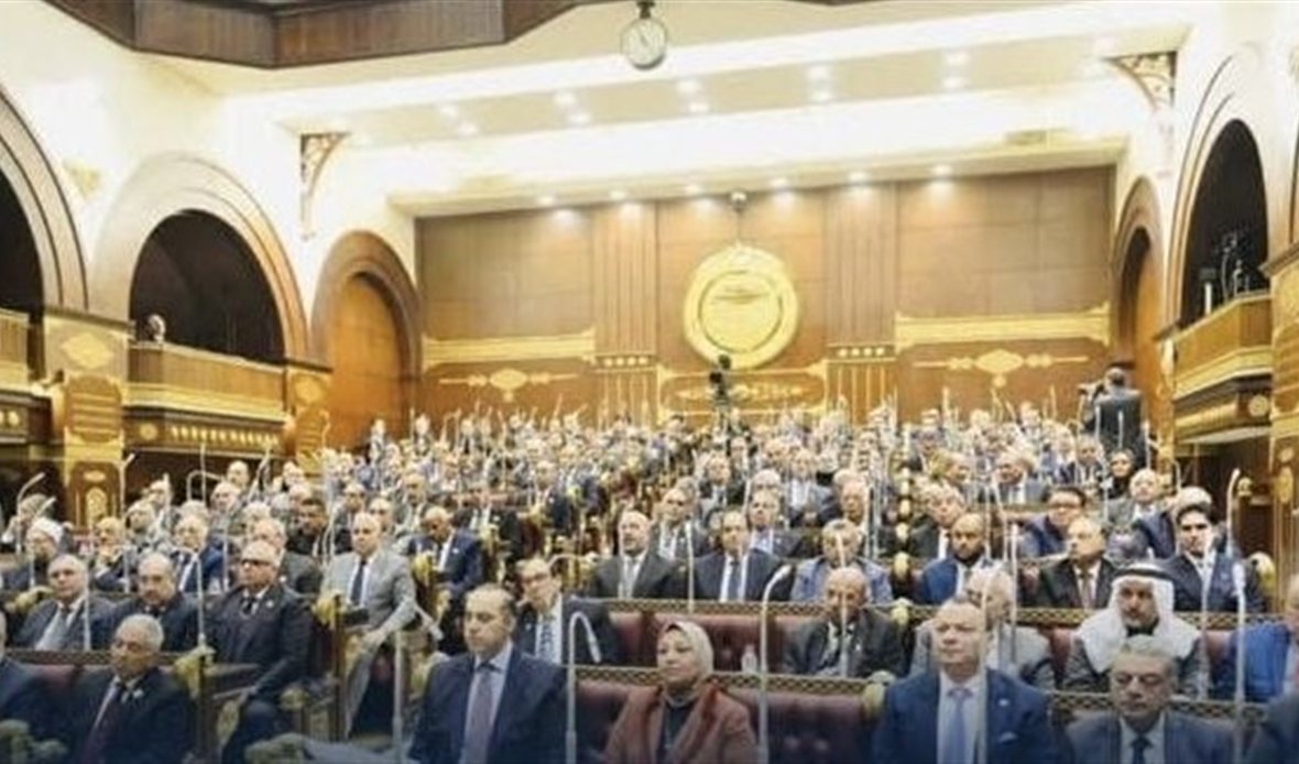 مناقشات برلمانية