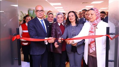 وزيرة التضامن الاجتماعي ورئيس جامعة عين شمس يشهدان توقيع بروتوكول تعاون بين الهلال الأحمر المصري والجامعة وافتتاح المركز التطوعي والمرصد المجتمعي