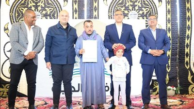 محافظ الجيزة يسلم عقود 256 وحدة سكنية كاملة التجهيز لمتضرري السيول بمشروع «إسكان الديسمي» بالصف
