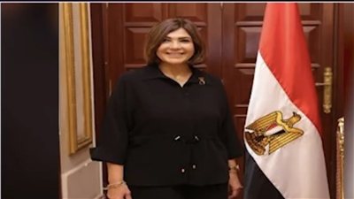 المجلس الأعلى للجامعات يدرس تخفيض سنوات الدراسة بكلية التجارة