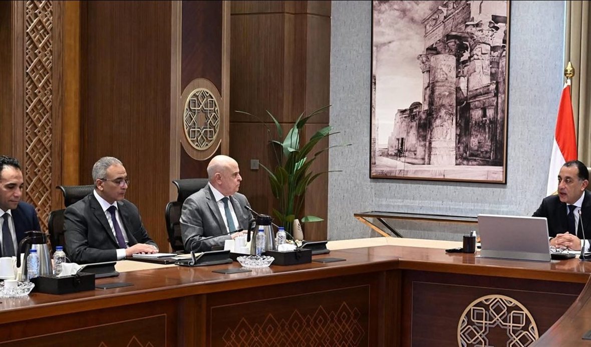رئيس مجلس الوزراء