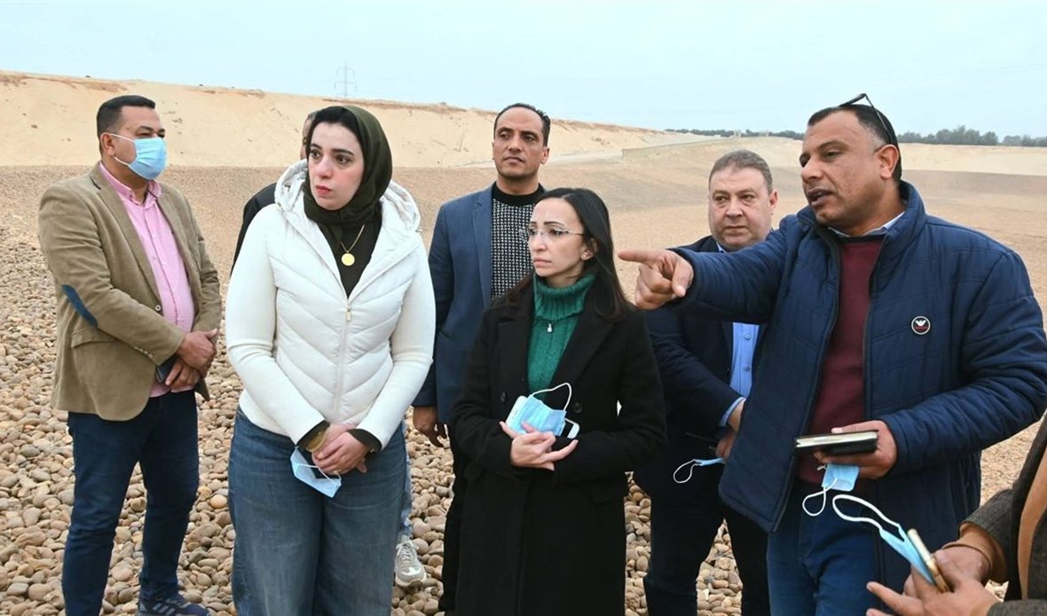 محافظ البحيرة تتفقد