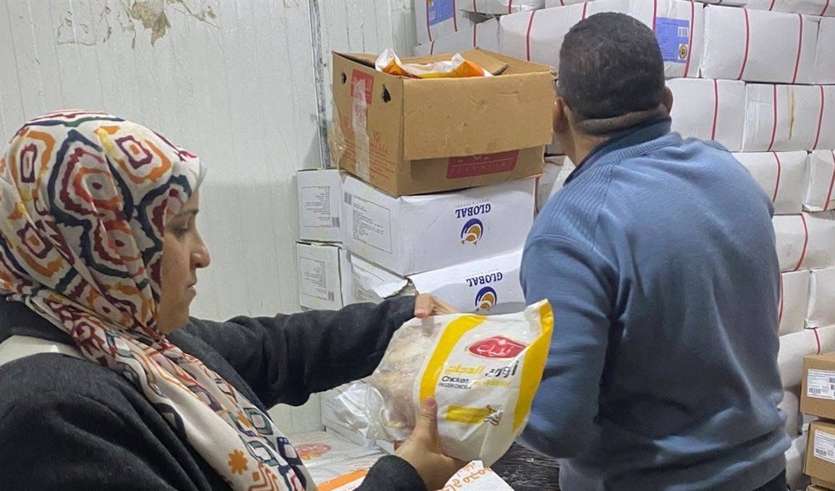 لجنة بيطرية تفحص
