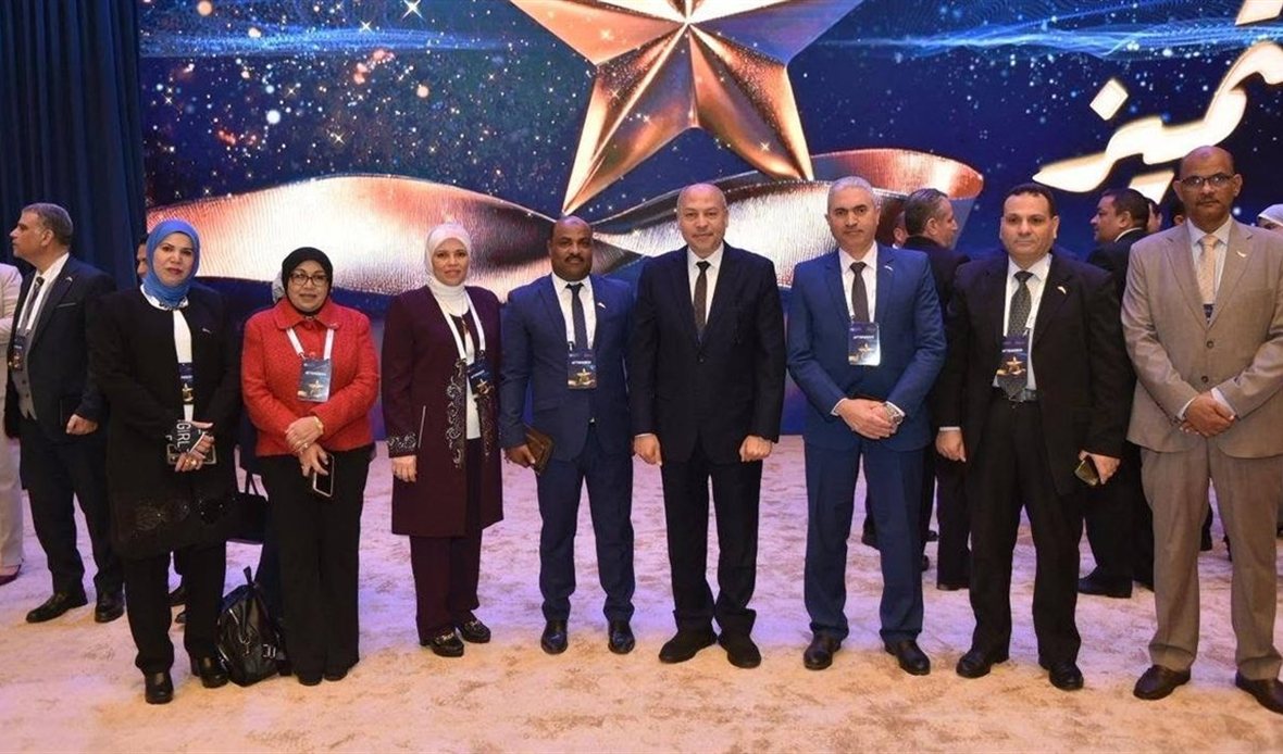 وزير التموين الدكتور