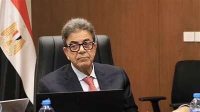 مجدي حسن يرفض تداخل الاختصاصات ويشكل لجنة لبحث جامعة الغذاء
