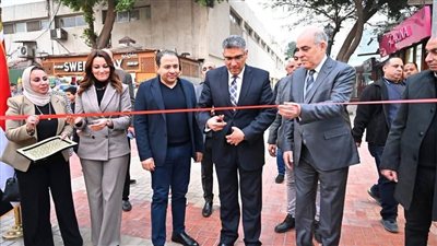 عادل النجار يفتتح معرض الحرف اليدوية ومنتجات رمضان بنادي الصيد