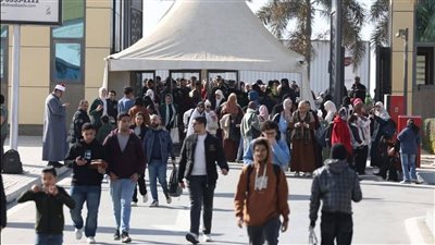 قبل يومين من ختامه… معرض القاهرة الدولي للكتاب يقترب من 5.5 مليون زائر
