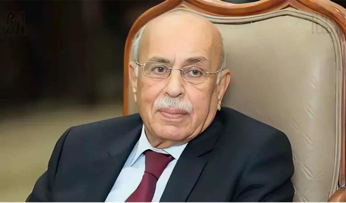 وفاة مفيد شهاب أستاذ