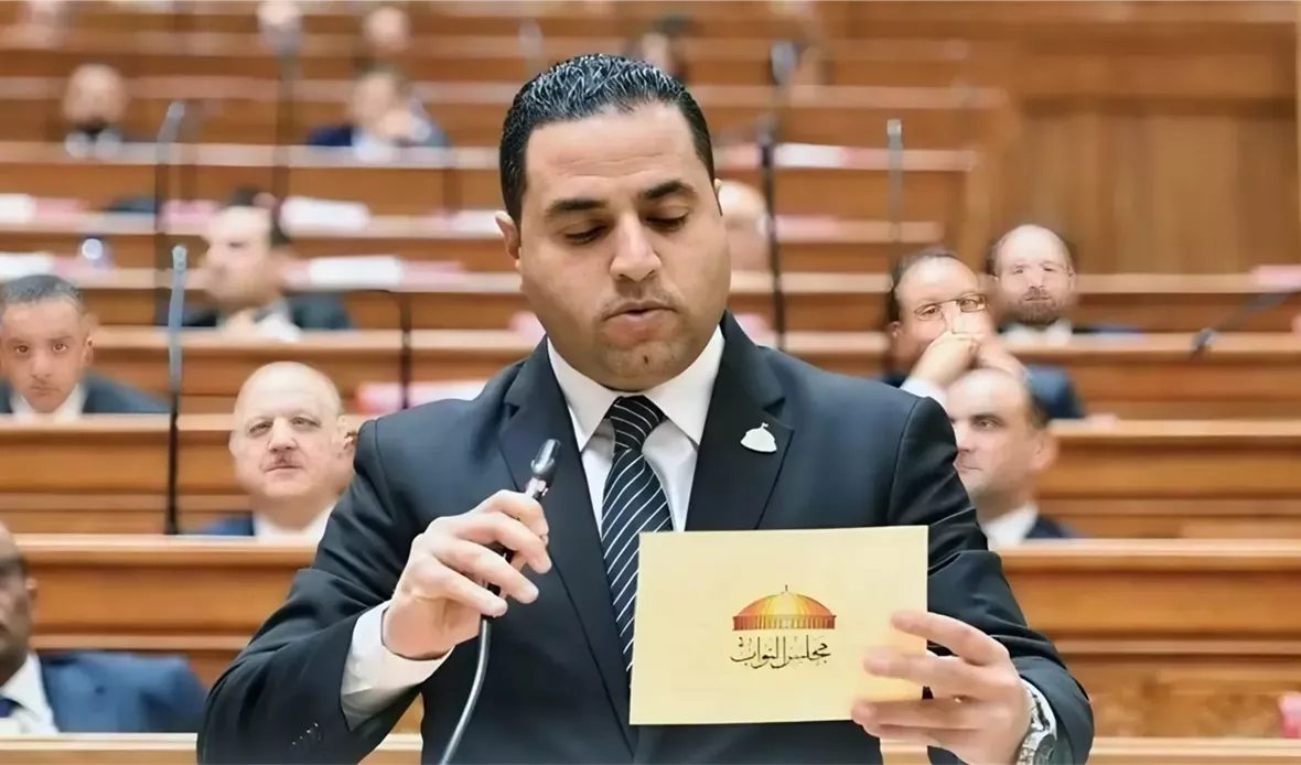 العوضي يتقدم بطلب