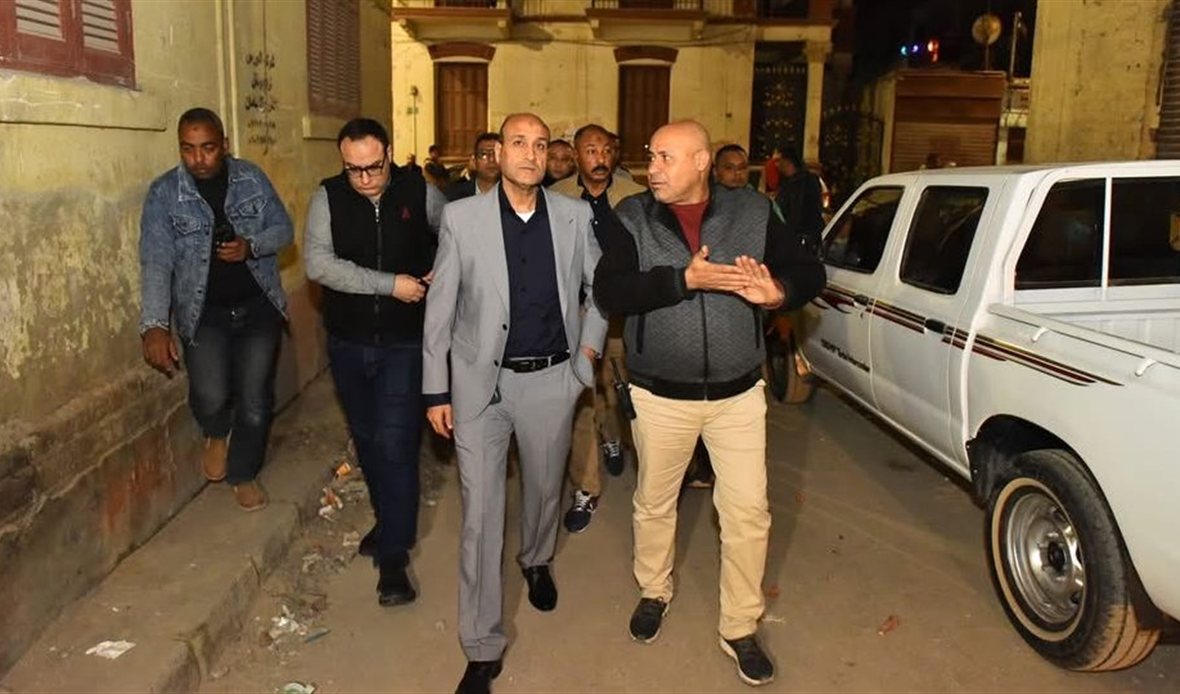 محافظ أسيوط يقود