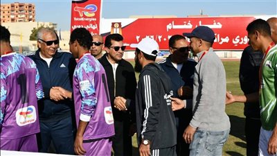 وزير الشباب والرياضة ومحافظا الوادي الجديد ومطروح يشهدون نهائي دوري مراكز الشباب باستاد الوادي الجديد