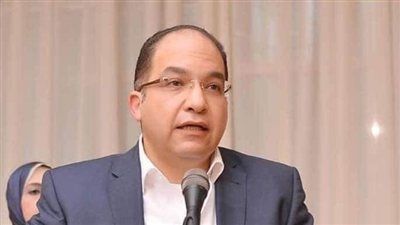 محافظ بورسعيد يوافق على مقترح النائب عادل اللمعي لحل مشكلات الإسكان الاجتماعي والتعاوني والكراسة الزرقاء