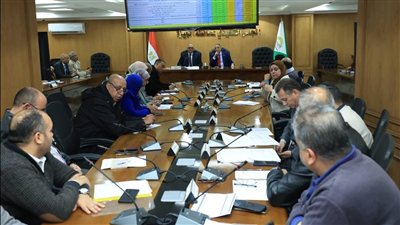 محافظ الجيزة يوجه برفع نسب تنفيذ الخطة الاستثمارية 2025/2026 وتخطي 85% الأسبوع المقبل