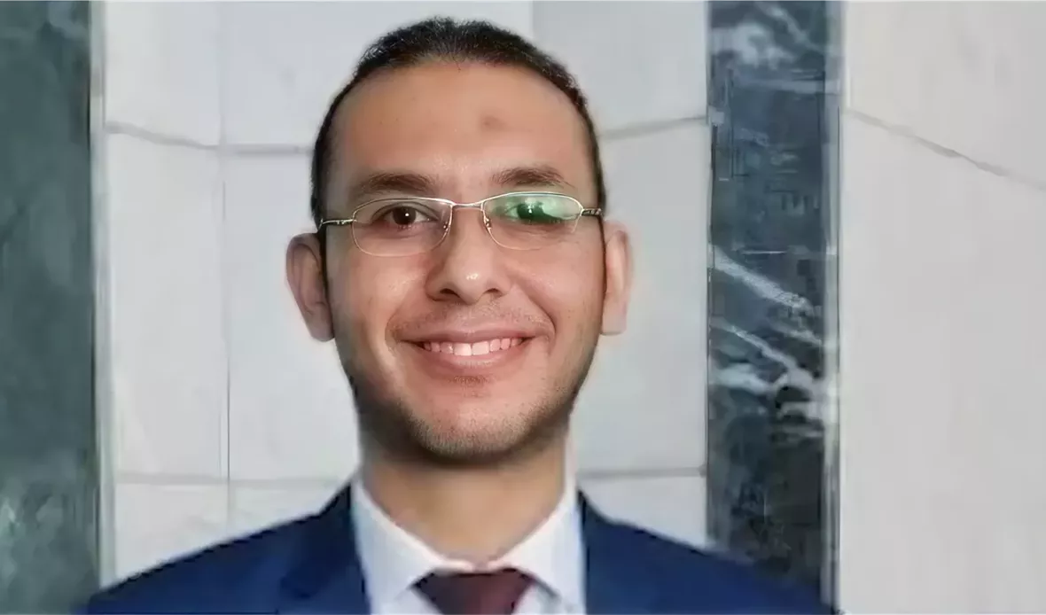 د. أحمد عزت يطالب