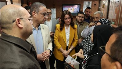 محافظ الجيزة يوجه بتبسيط إجراءات التصالح بالبدرشين ويحدد جدول تنفيذ مبنى مجلس المدينة الجديد 
