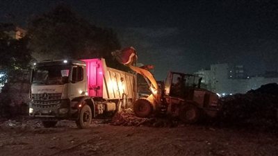 رفع 6 آلاف طن مخلفات من أرض أبو عبيدة بجنوب الجيزة خلال 3 أيام ضمن حملة لهيئة النظافة