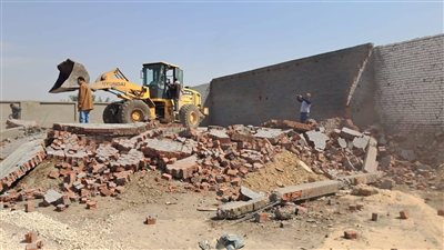 محافظة الجيزة تزيل 24 حالة بناء مخالف وتعديات على الأراضي الزراعية بأبو النمرس وكرداسة ومنشأة القناطر