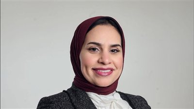 النائبة فاطمة عادل تطالب بوقف الأعمال الشاقة وقت الظهيرة لحماية العمال