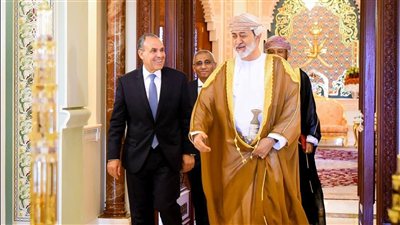 بدر عبد العاطي ينقل رسالة من الرئيس السيسي إلى السلطان هيثم بن طارق في مسقط