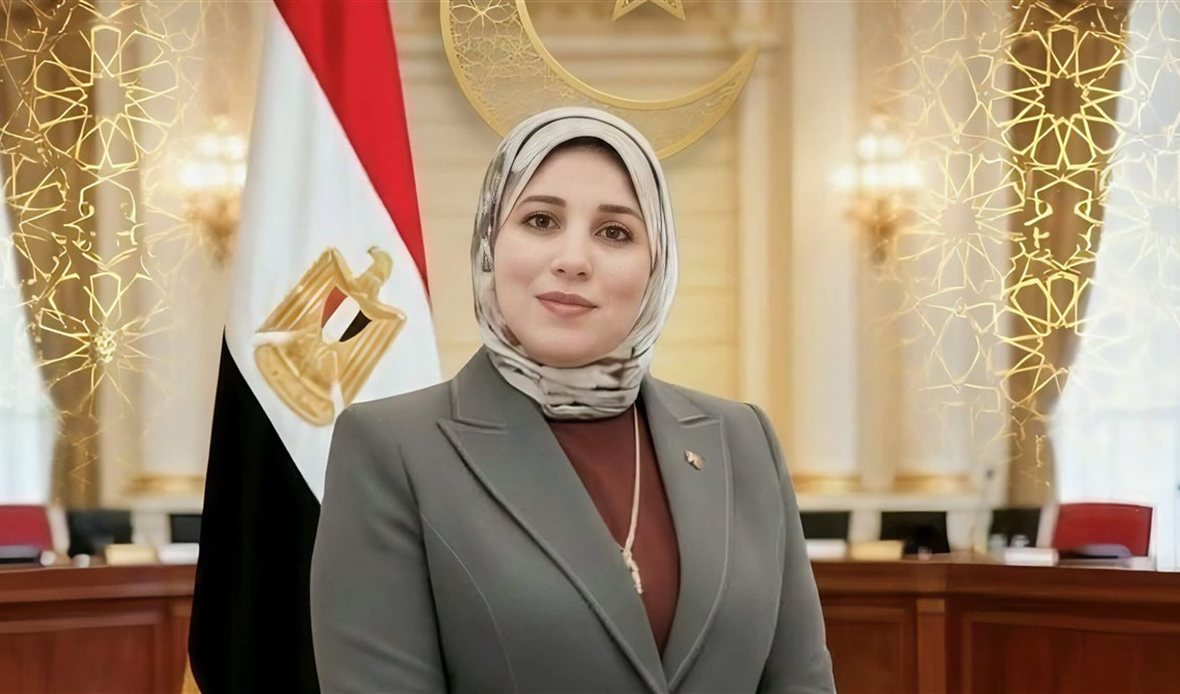 وفاء السرنجاوي تطالب