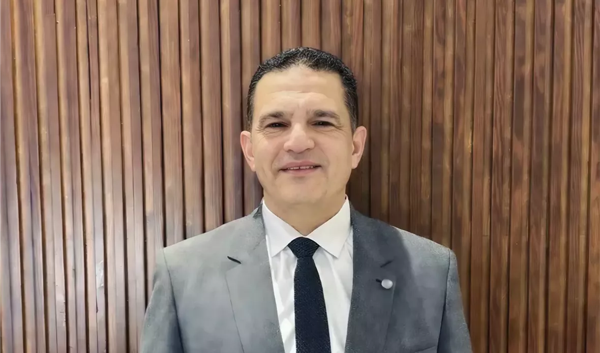   أمير الجزار يطالب