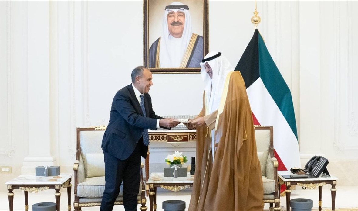 زيارة بدر عبد العاطي