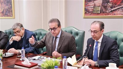 مصر تتحرك لتأهيل الكوادر الطبية عبر استراتيجية مشتركة بين الصحة والتعليم العالي