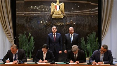 مدبولي يشهد توقيع اتفاقيات طاقة متجددة في مصر بقدرات 5620 ميجاوات
