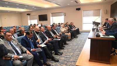 وزير الزراعة: 3.7 مليون فدان قمح ومستهدف توريد 5 ملايين طن هذا الموسم