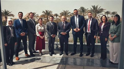 هيئة الدواء تبحث مع «إدواردز لايف ساينسز» و«كابيتال آيز» تعزيز التعاون في المستلزمات الطبية