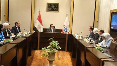 مدينة اللقاحات وأكاديمية VBC في صدارة اجتماع وزير الصحة لدعم الأمن الصحي وتوطين الصناعات الحيوية