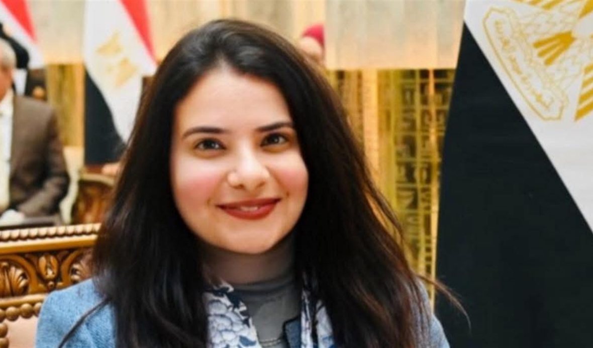 النائبة سحر البزار