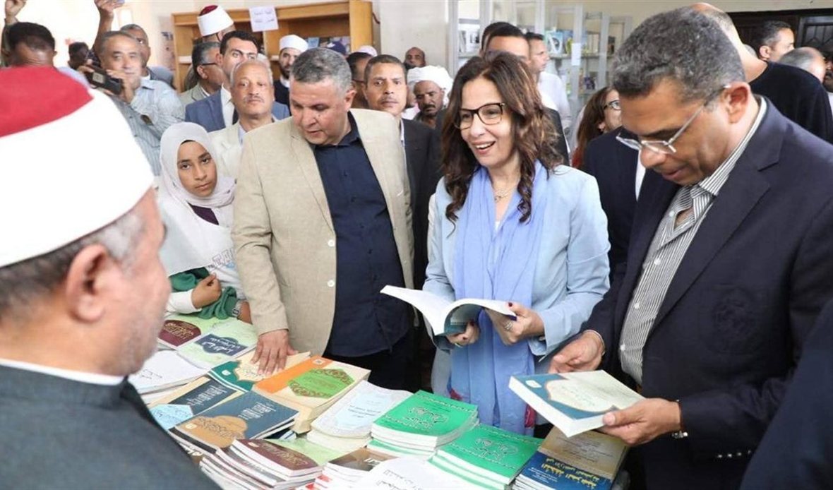 وزيرة الثقافة تتفقد