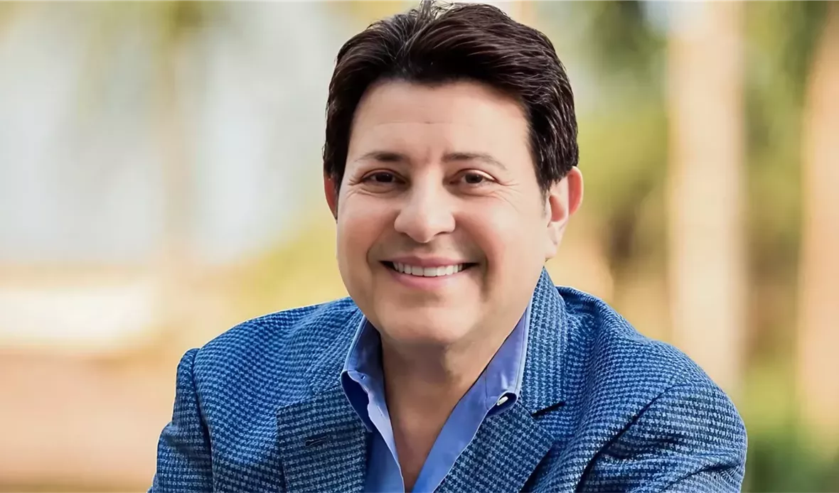  رحيل هاني شاكر في