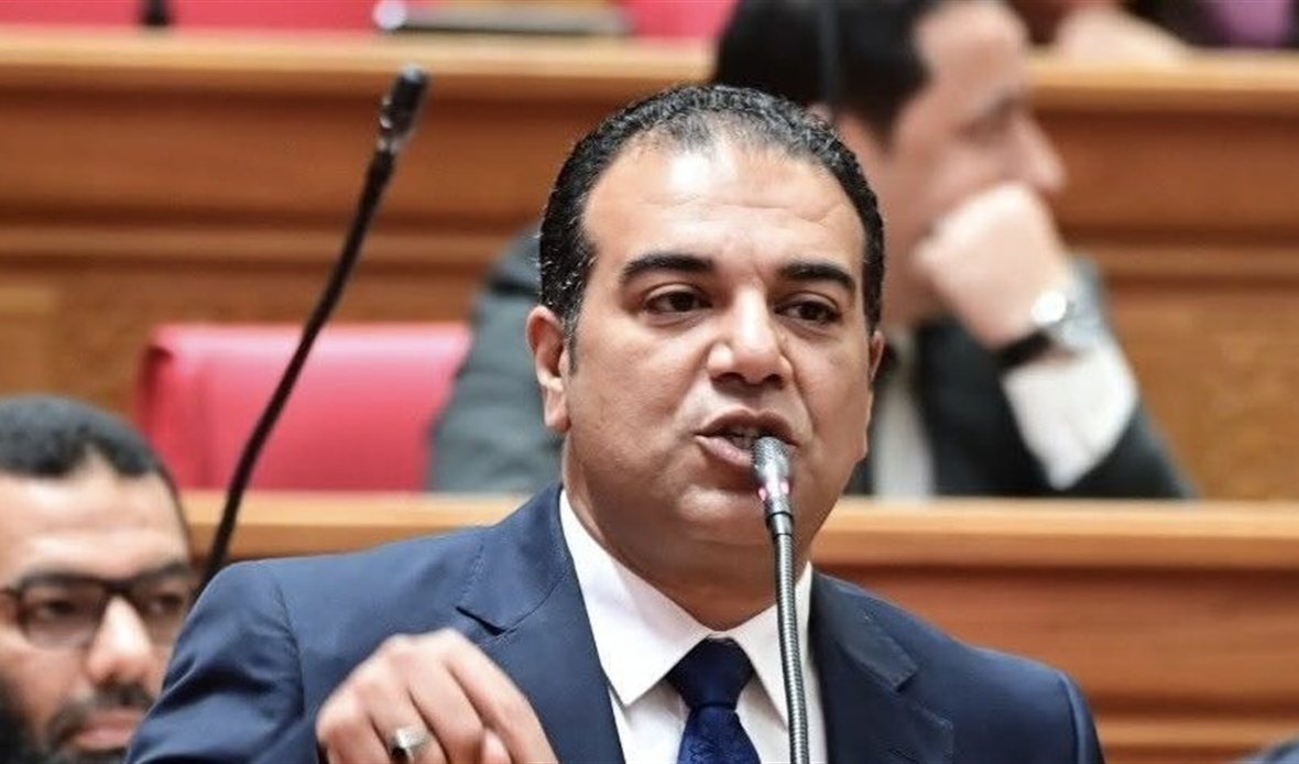  إيهاب مختار يطالب